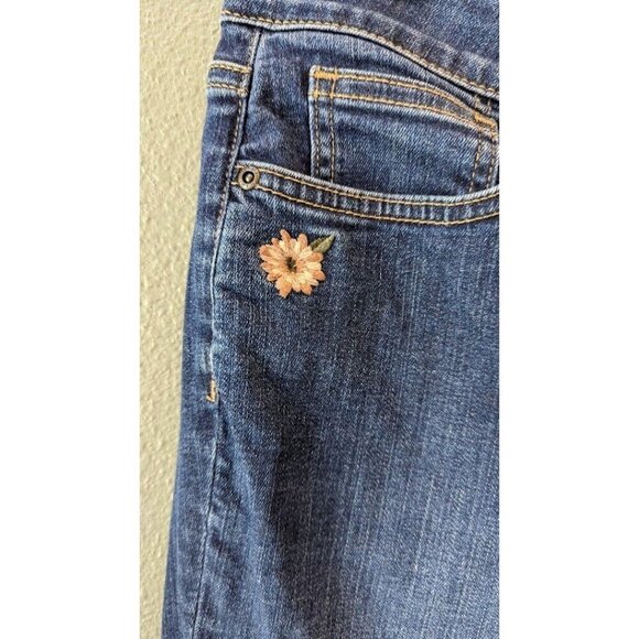 NYDJ Women's Alina Denim Jeans Cuffed Floral Embroidered Ankle Size 10 - Picture 4 of 6